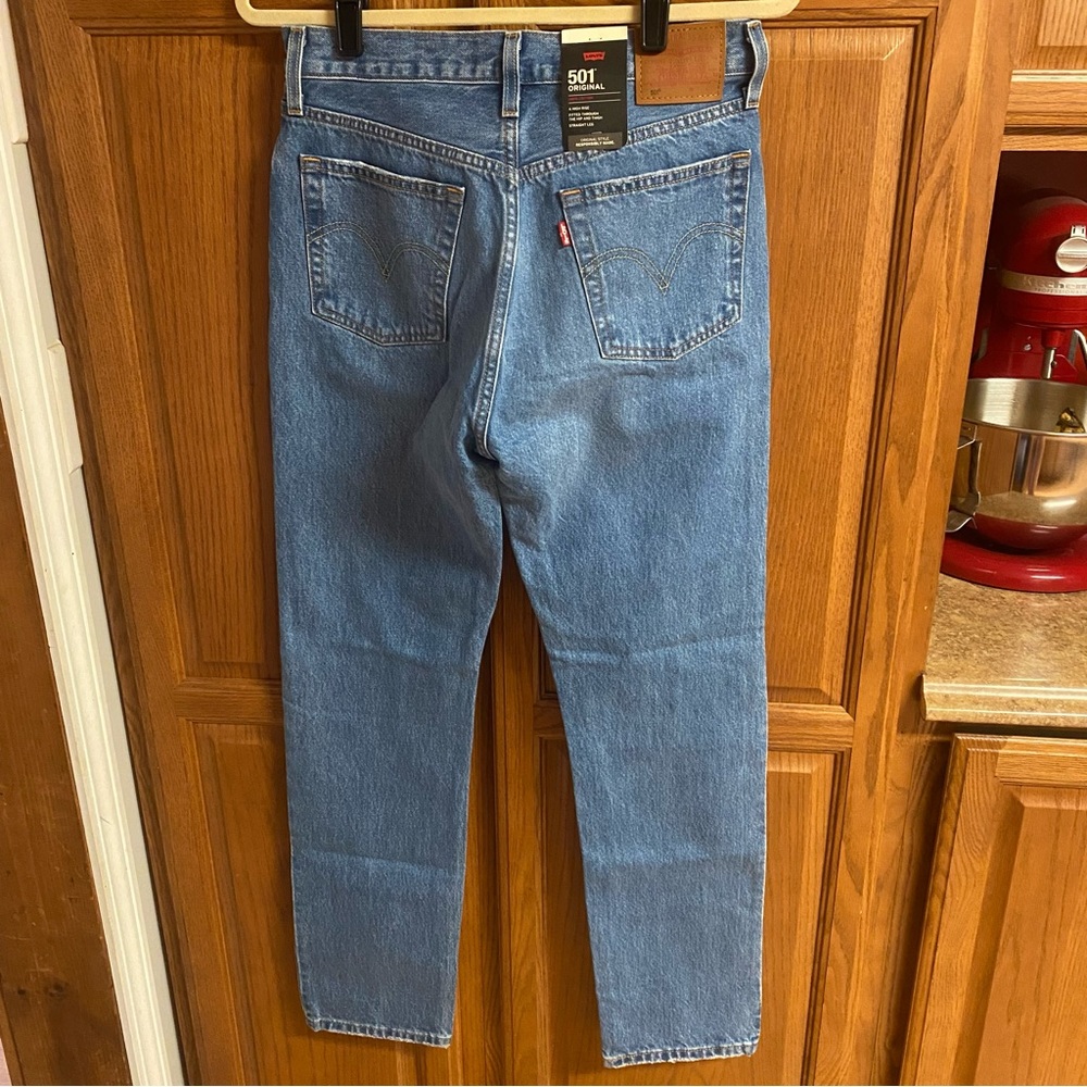 BNWT LEVIS 501 originals